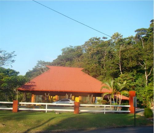 Hotel Samsara อูวีตา ภายนอก รูปภาพ