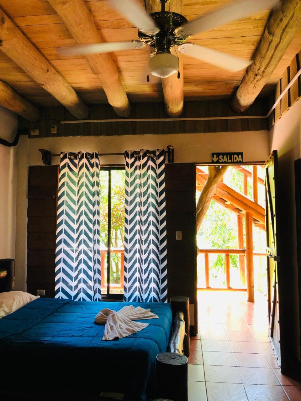 Hotel Samsara อูวีตา ภายนอก รูปภาพ